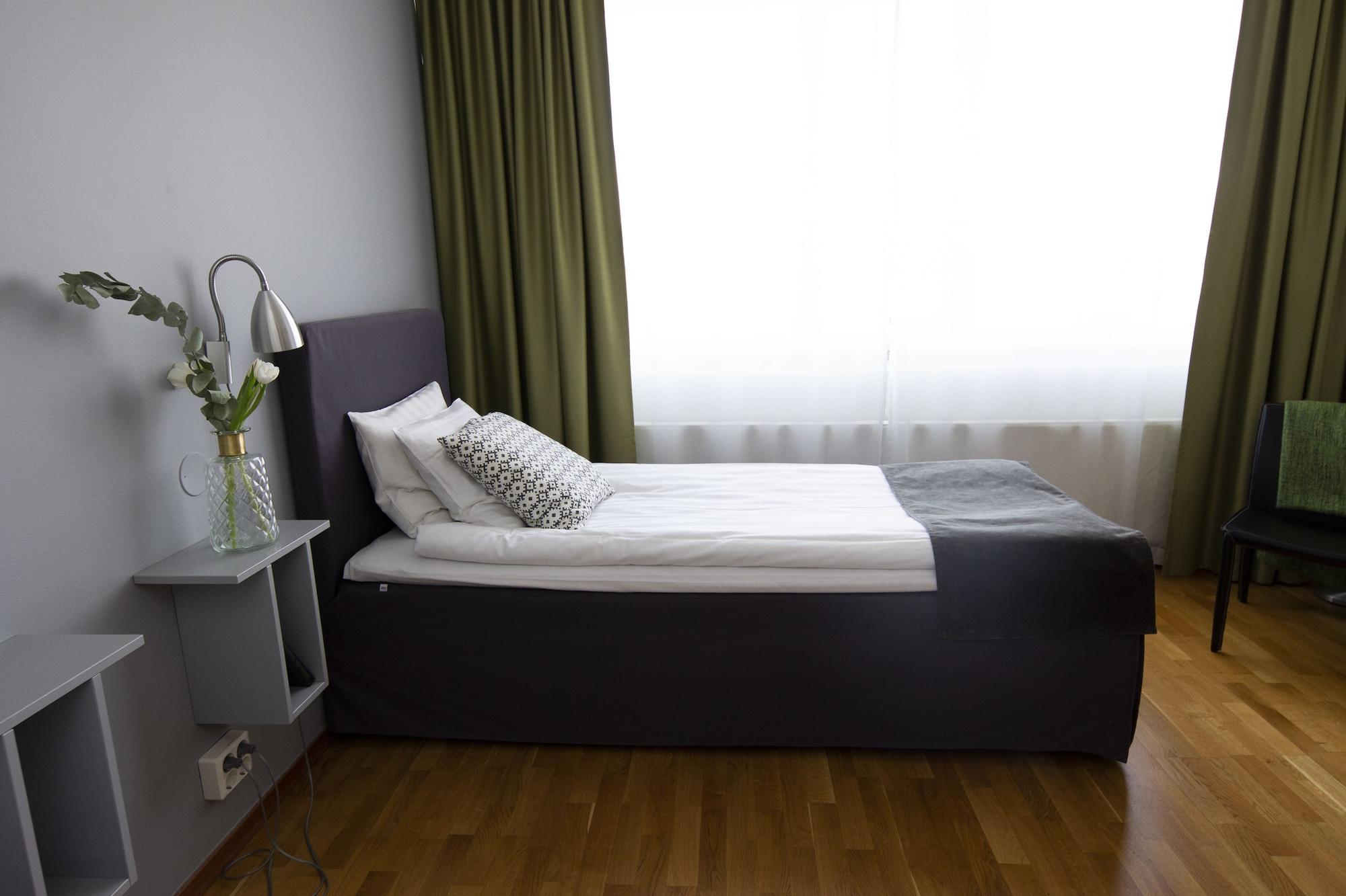 Hotel By First 3*